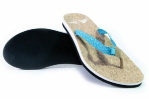 Adidas papucs EEZAY PARLEY W